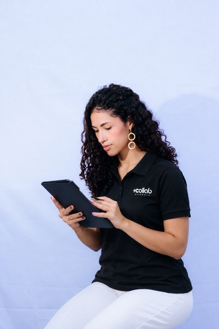 Laura Passos, social media da +collab